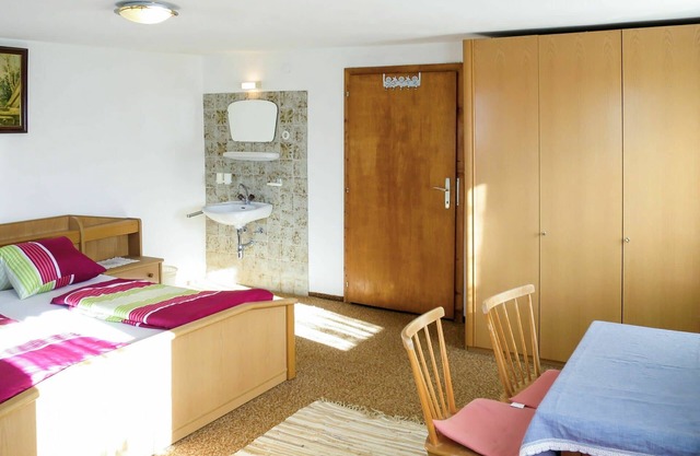 Stunning villa for 10 guests with WIFI, balcony and parking