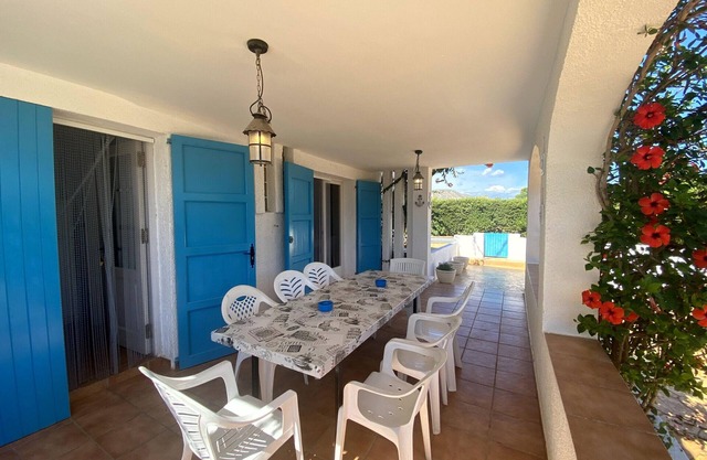 Stunning Villa in Ametlla de Mar - Private Pool, BBQ, 4 Bedrooms, A/C, Close to Beaches and Activities