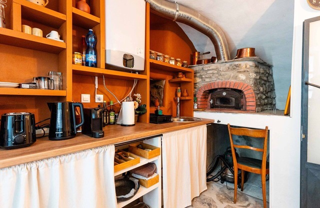Stunning villa for 2 guests with A/C, WIFI, terrace, pets allowed and parking