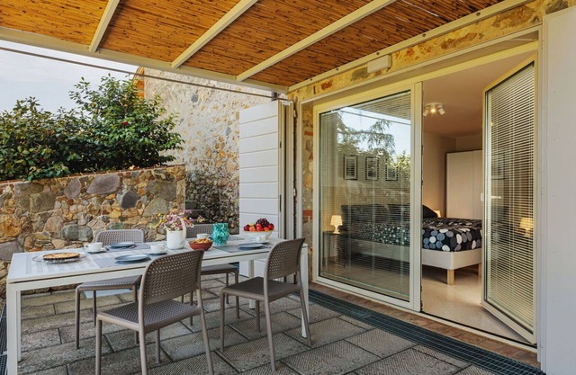 Stunning villa for 4 guests with WIFI, private pool, TV, terrace and parking