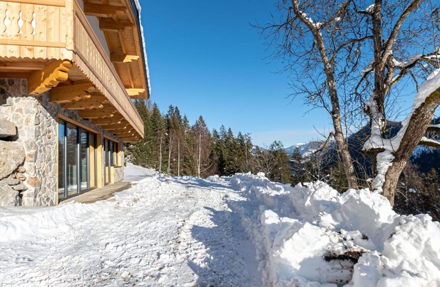 Stunning villa for 6 people with WIFI, TV, balcony, panoramic view and parking