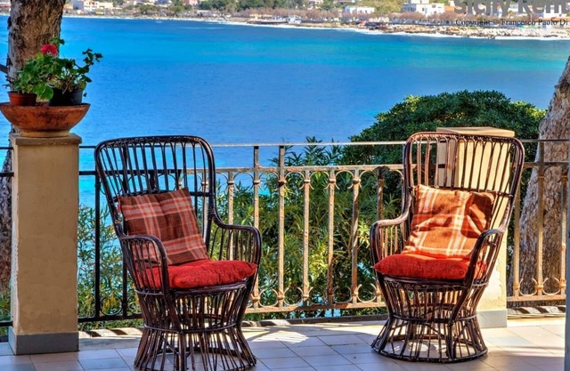Stunning villa in Liberty style in Sferracavallo with direct access to the sea