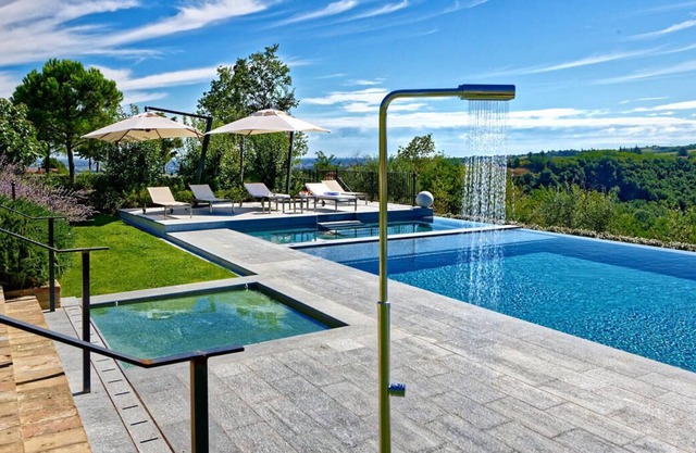 Stunning villa on luxury estate