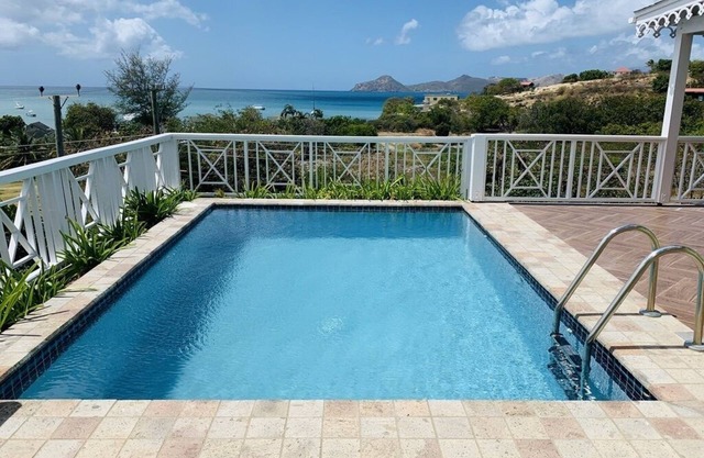 Stunning Villa Overlooking Oualie Beach – Your Perfect Island Retreat!