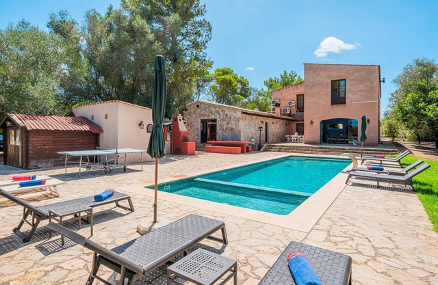 Stunning Villa Son French with Mountain View, Wi-Fi