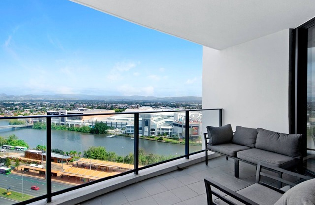 Stylish 1 Bedroom Apartment in Sierra Grand - CoastHM