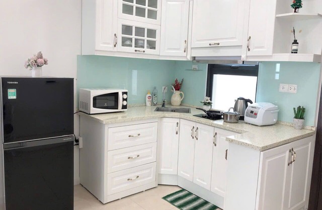 Stylish 1BR at D’Capitale | Central, Cozy, City Views