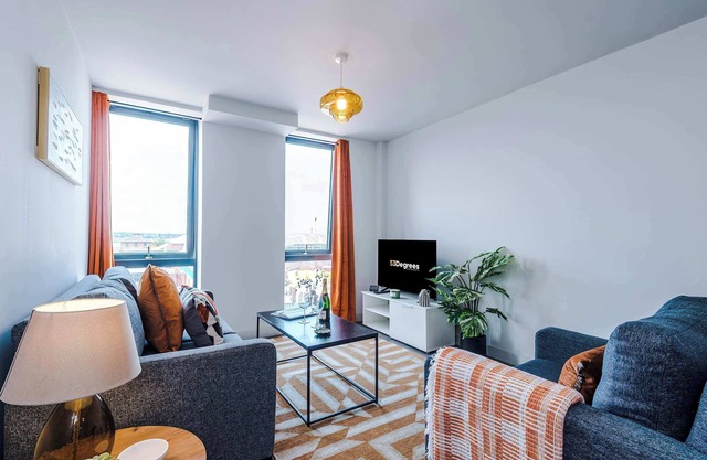 Stylish 2 Bed Near Albert Dock & Baltic Triangle!