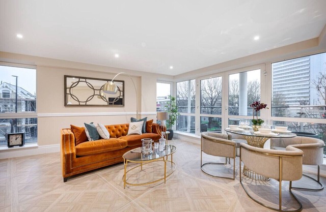 Stylish 2-Bedroom Apartment in the heart of Chiswick, London