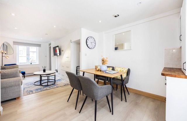 Stylish 2-Bedroom House with Garden & 2 Smart TVs – A Rare London Gem!