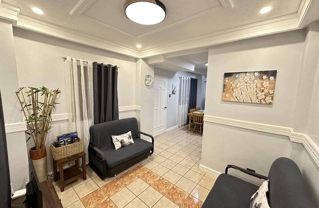 Stylish 3-Bedroom Sanctuary in Baguio City, sleeps up to 15!