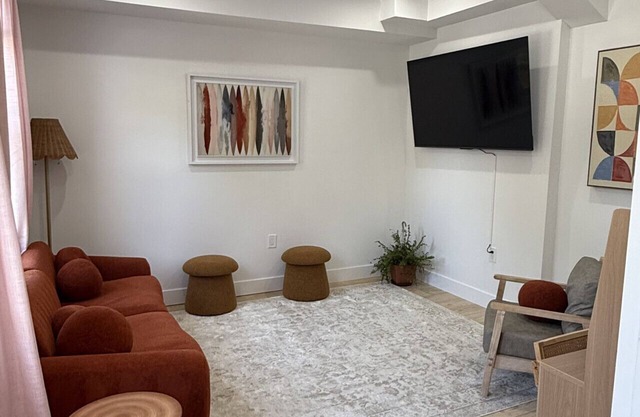 Stylish 3BR Duplex in Montclair | Sleeps 6 | Near NYC Transit
