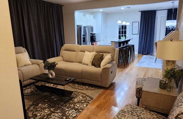 Stylish 3BR + Studio Retreat–Sleeps 8 Comfortably!