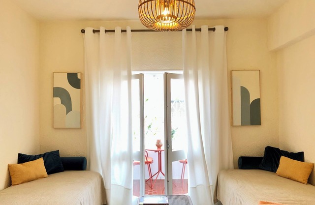 Stylish apartment, 400 meters from the beach