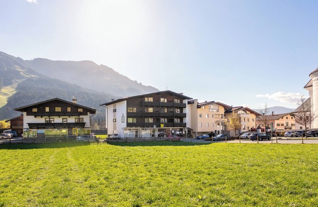 Stylish apartment, 600 m to the slopes