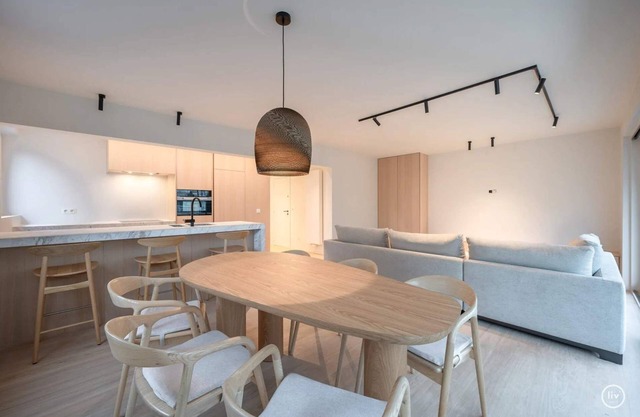 Stylish apartment in Knokke - Balcony, city view &