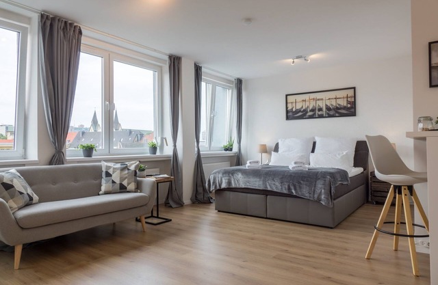 Stylish business apartment at the university near HBF