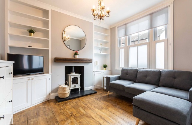Stylish City Centre House In A Quiet Road