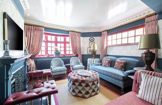 Stylish decor, Terrace, A/C, prime location