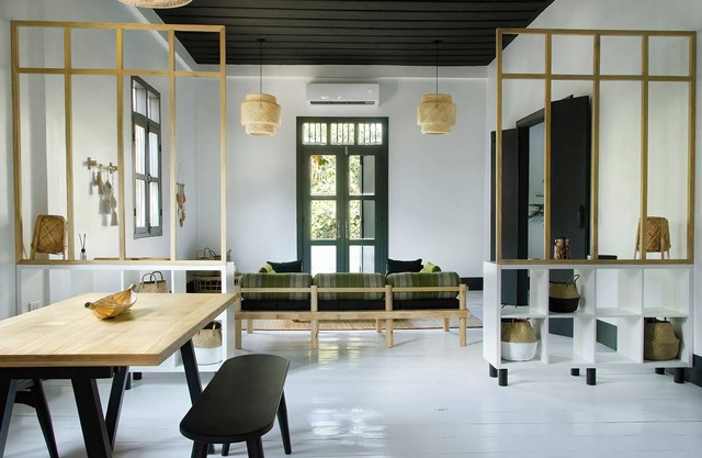 Stylish Flat + Old Town View