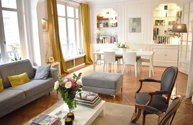 Stylish Haussmannien Retreat in Paris