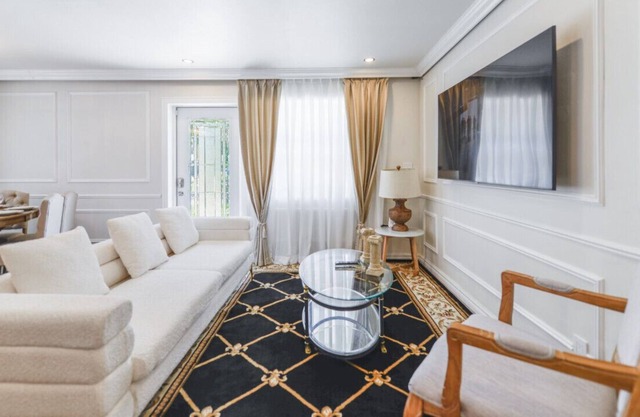 Stylish House: Elegance & Comfort in Every Corner