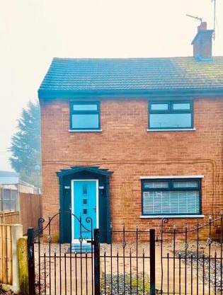 Stylish House Near Chester Zoo