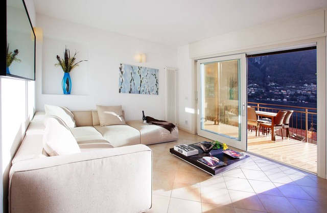 Stylish Lake View Garden Apartment in Laglio with pool by Italian Apartments.