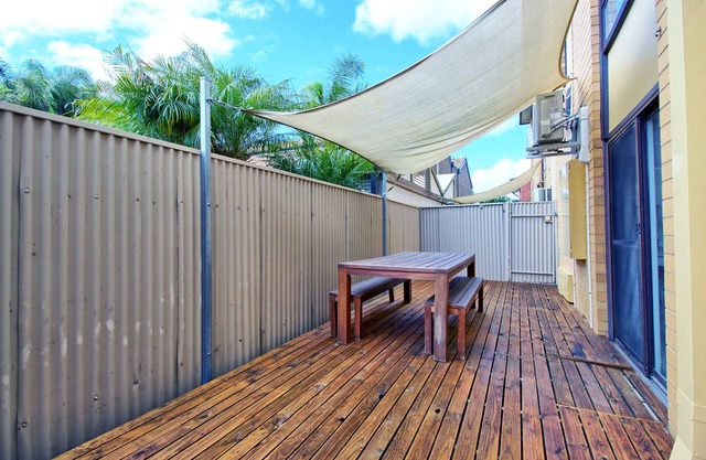 Stylish Modern 2 BR | Central location | Illuminate Adelaide
