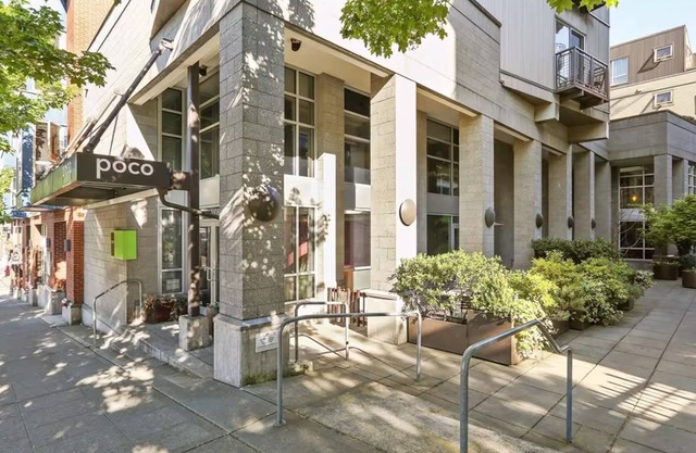 Stylish & Modern Condo in the Vibrant Heart of Capitol Hill