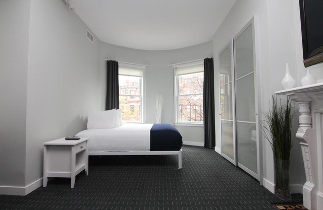 Stylish Newbury Street Studio, #4