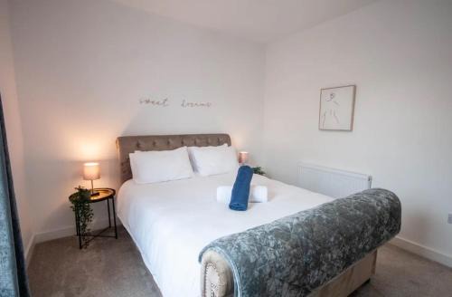 Stylish newly renovated home near Manchester City Centre
