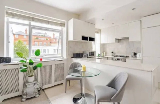 | Stylish One bed Apt in Famous Chelsea |