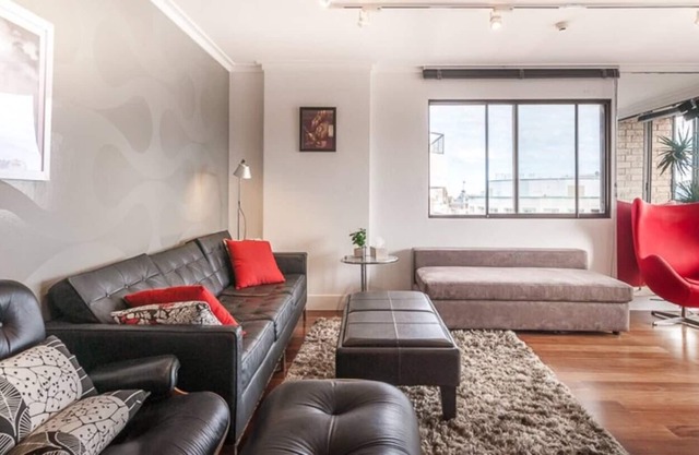 Stylish Potts Point with Stunning Harbour Views