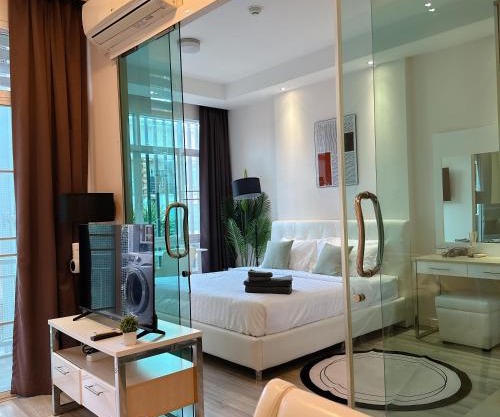 Stylish room Near Central Fest