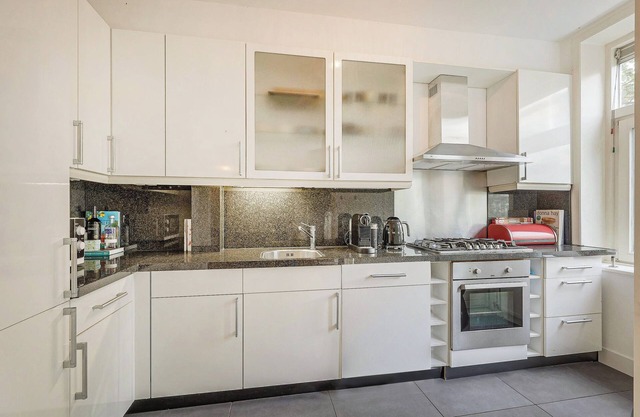 Stylish Scandinavian Apartment near De Pijp, Amsterdam!