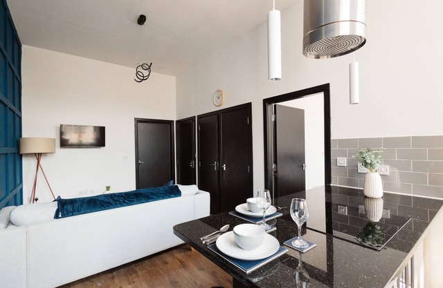 Stylish Town Centre Suite by Traboule Properties