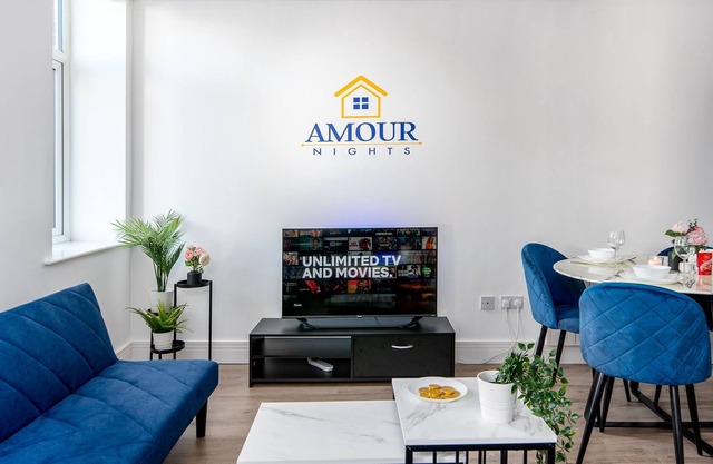 Stylish Town Centre Luxury Apartment