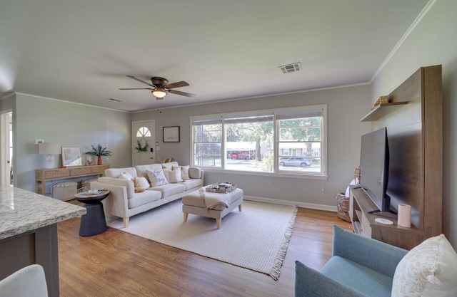 Stylish Tulsa Home w/Modern Updates!