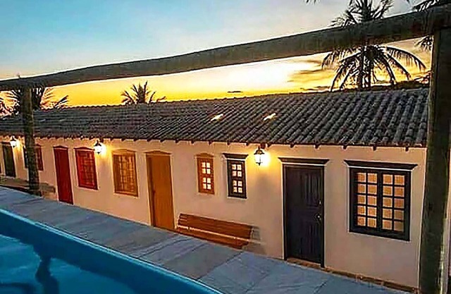 Suíte na Pousada Vila Sol Maior no ES com lazer