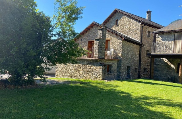 SUERTES HOUSE (ORDESA - PIRINEOS)