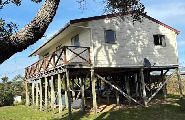 Suffolk Street Retreat - Mangawhai Heads