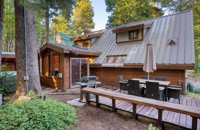 Sugar Point by AvantStay | Tahoe Cabin w/Hot Tub