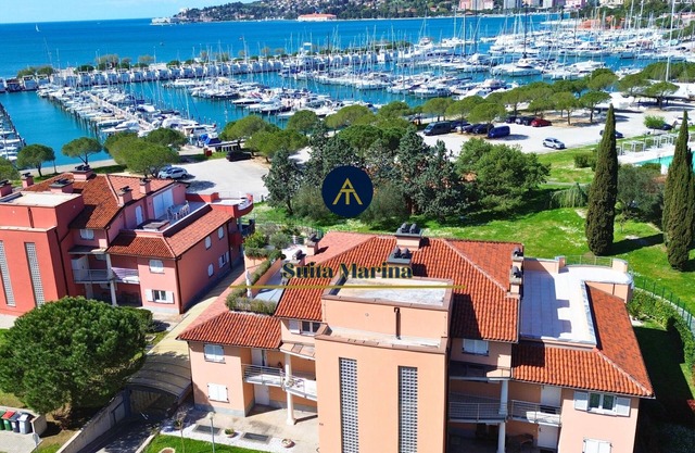 SUITA MARINA - Near Beach with Terrace & 2 Parkings