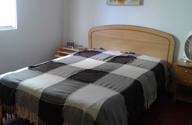 SUITABLE NEAR THE BEACH (ENSEADA - GUARUJA) FOR 5 PEOPLE