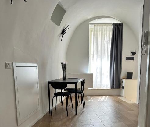 SUITE 1
