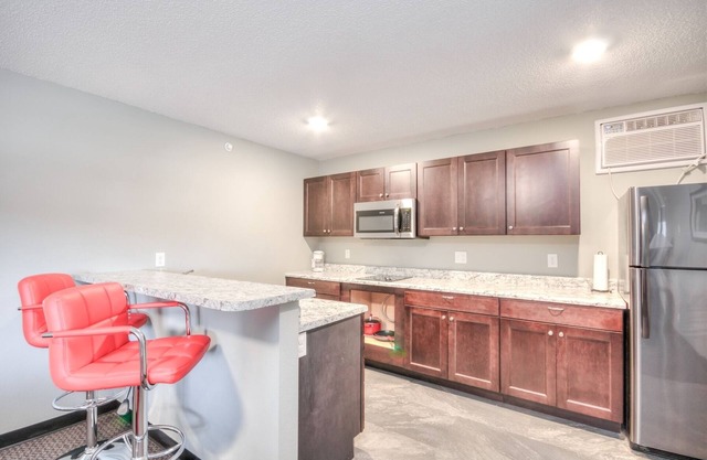Suite 218 - 1BR Apartment | 1 Bed, 1 Bath