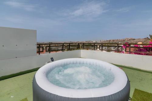 Suite con terraza y jacuzzi privada en Maspalomas