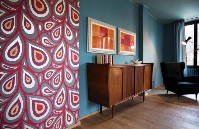 Suite "Gardone" at 2 steps from the lake with panoramic view. Lounge bar and swimming pool