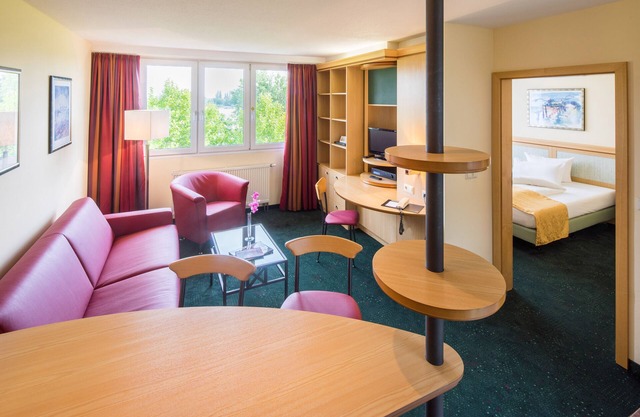 Suite Hotel Leipzig - Ferienwohnung mit Küche/bad und 2 Getrennten Zimmern